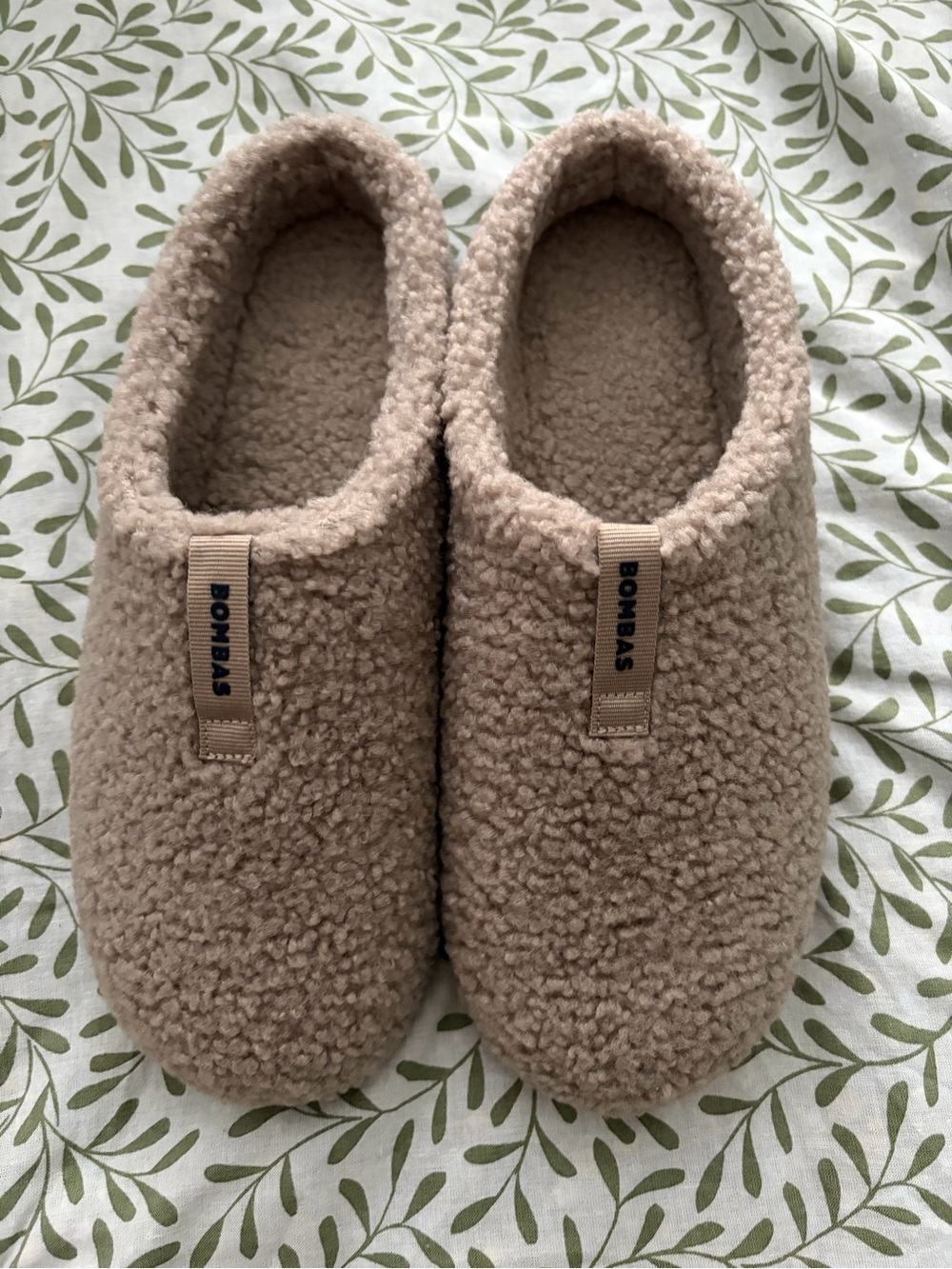 New BOMBAS UNISEX Sherpa Slip-On Slippers